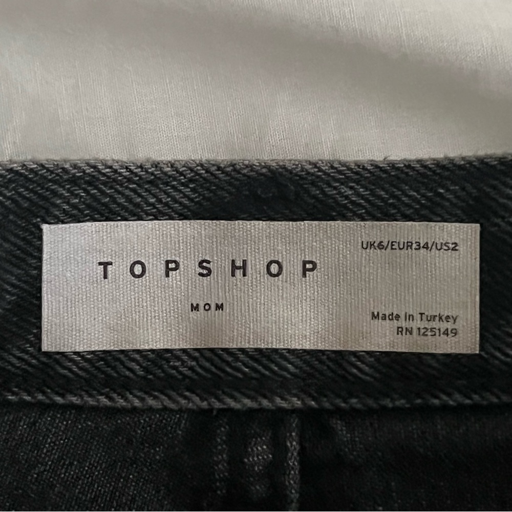 TOP SHOP High Rise Denim Mom Shorts - Picture 3 of 6